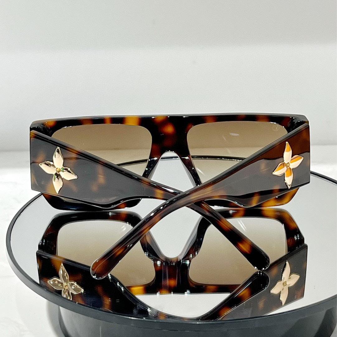 Louis Vuitton Sunglasses   Z2615W - DesignerGu