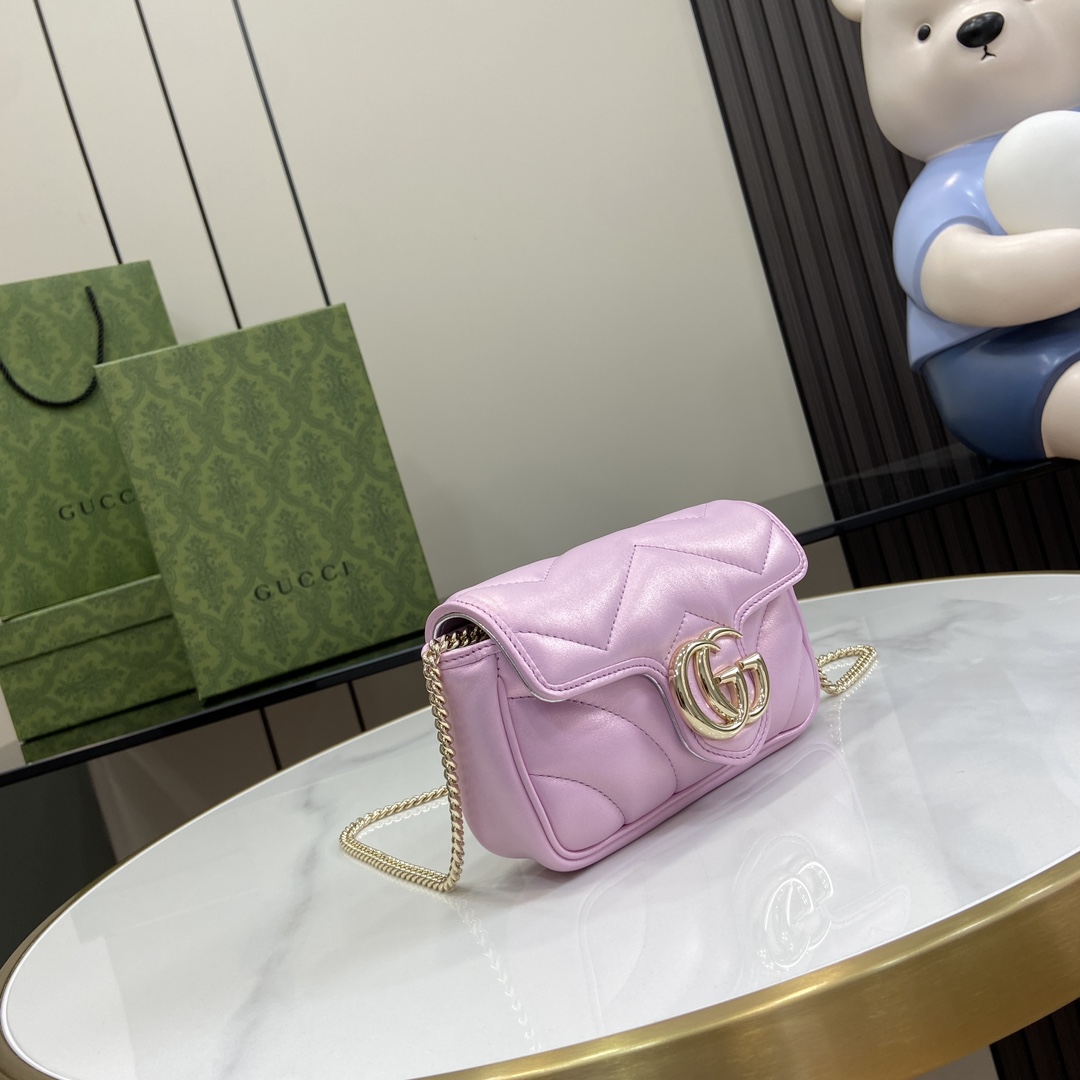 Gucci GG Marmont Super Mini Bag - DesignerGu