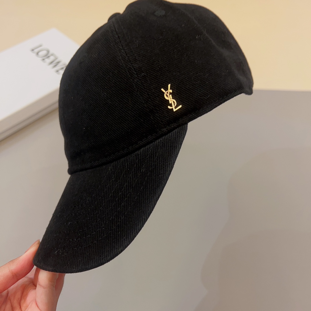 Saint Laurent Cap - DesignerGu