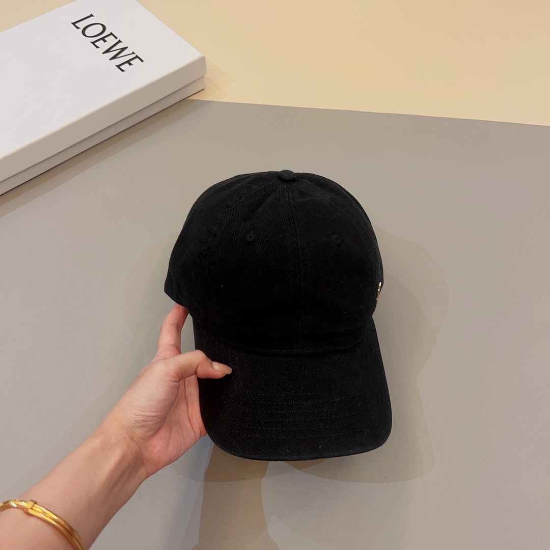 Saint Laurent Cap - DesignerGu