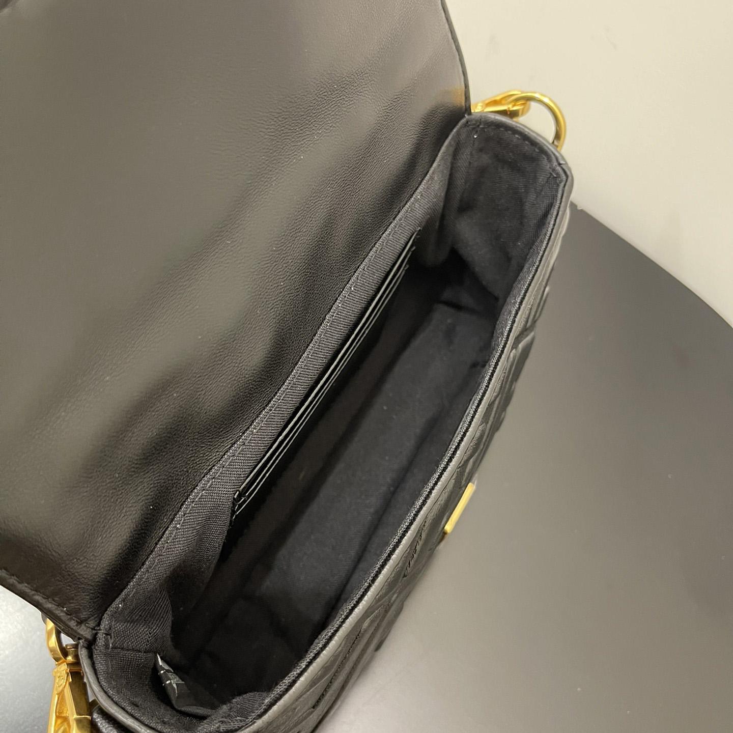 Fendi Baguette Black Leather Bag - DesignerGu