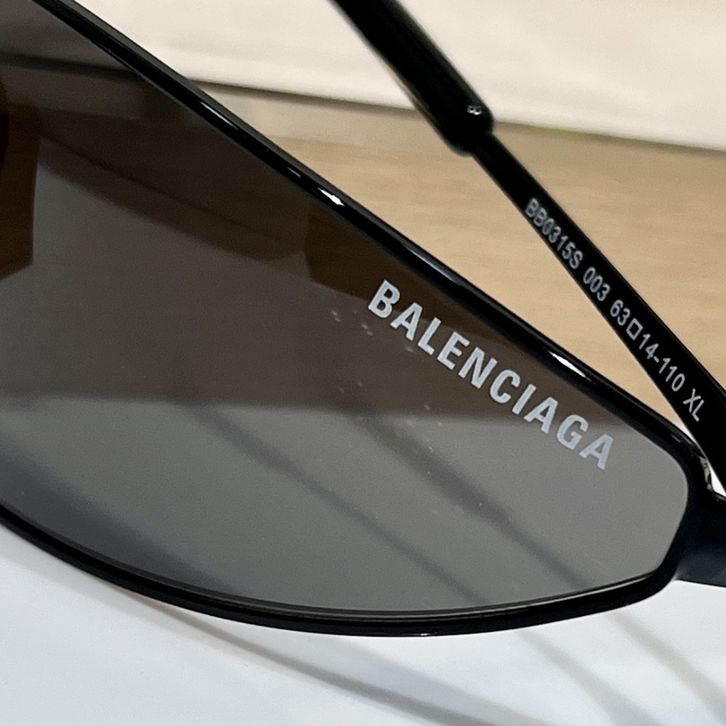 Balenciaga Razor Cat Sunglasses In Black - DesignerGu