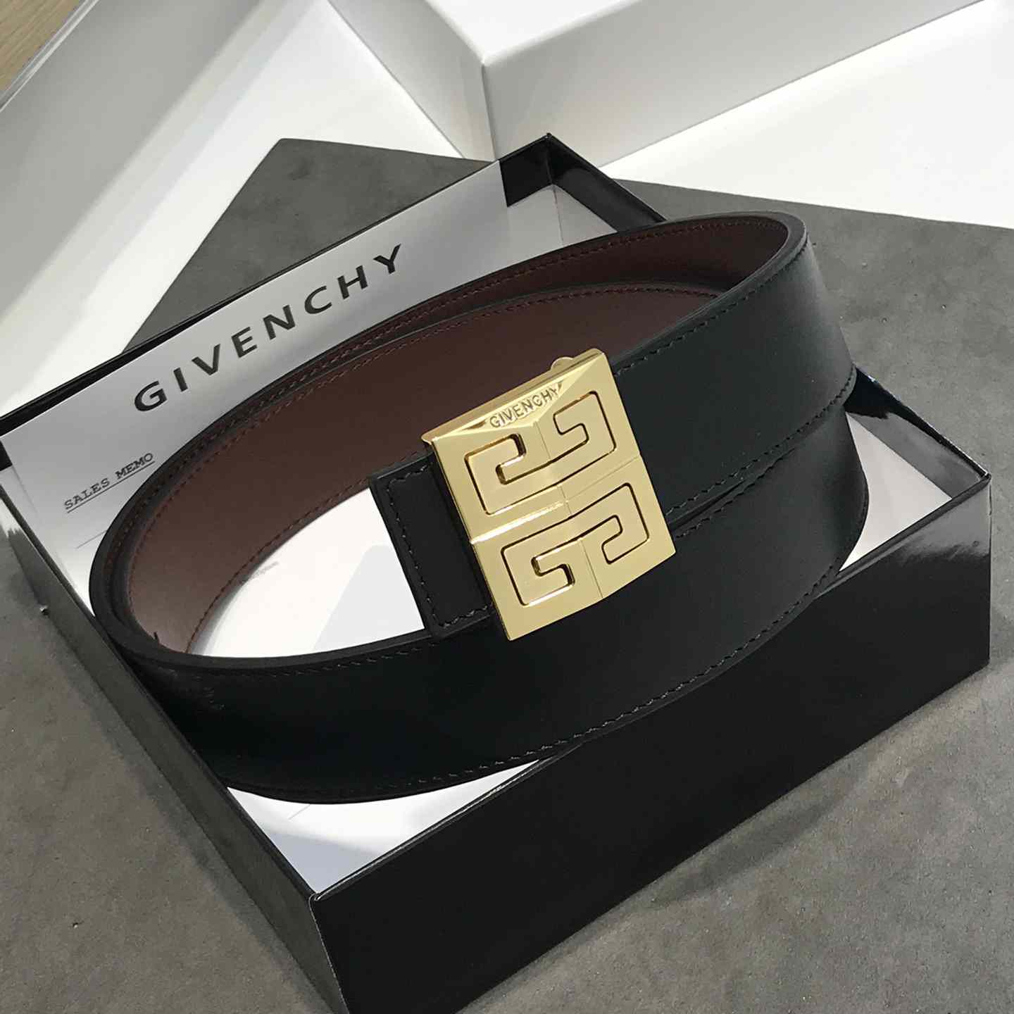 Givenchy 4G Reversible Belt In Leather  - DesignerGu