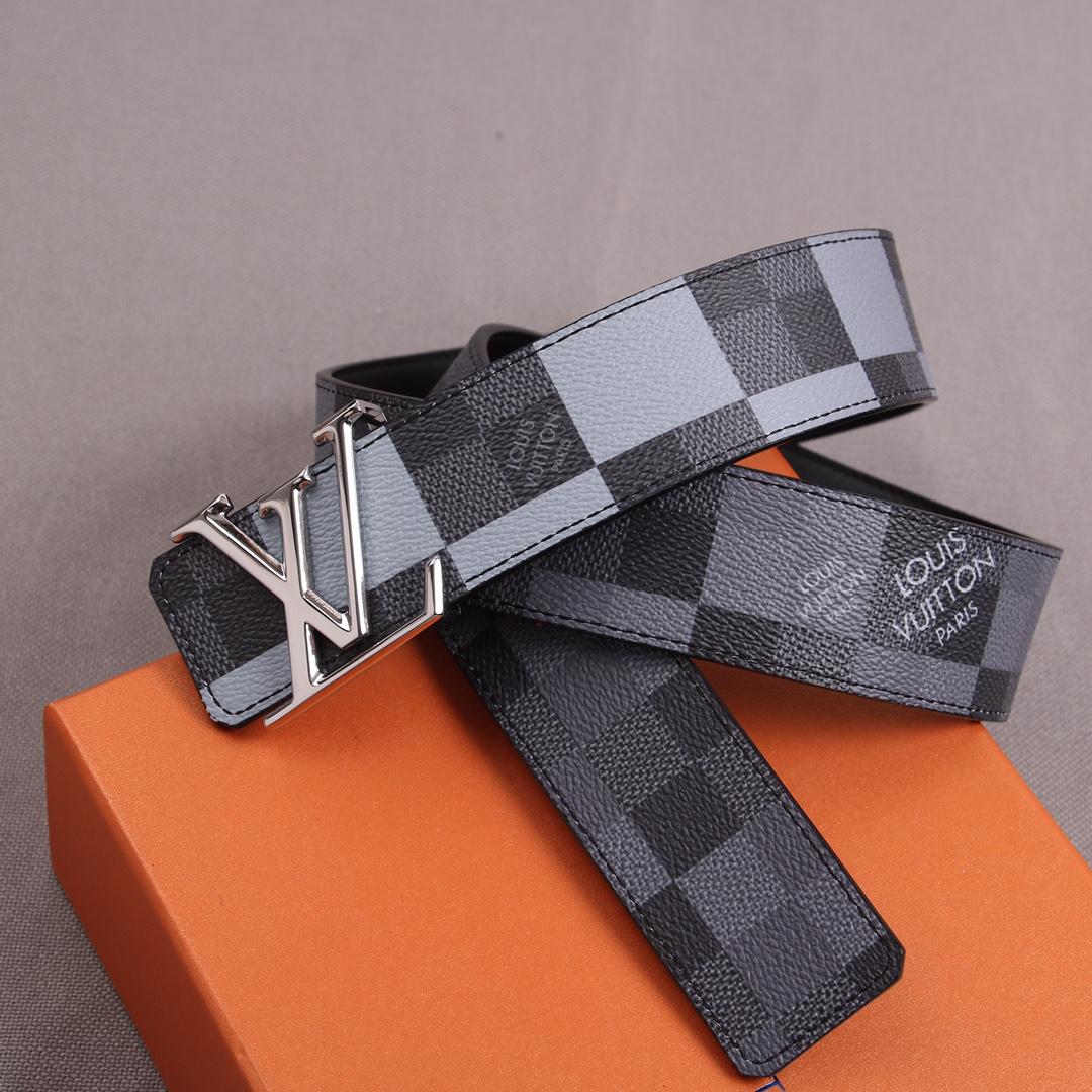 Louis Vuitton Reversible Belt LV Initiales - DesignerGu