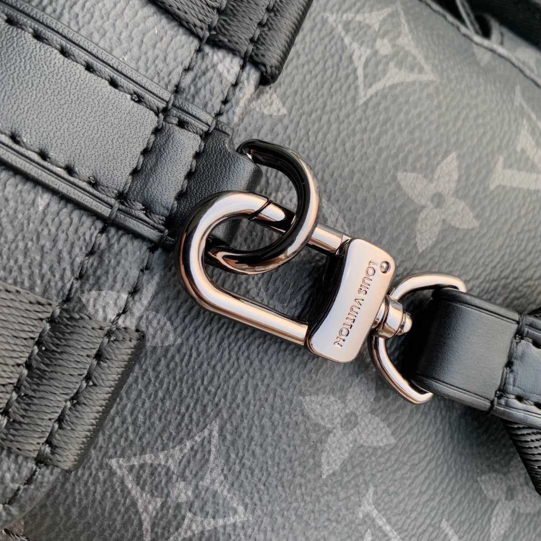 Louis Vuitton Nano Christopher     M82769 - DesignerGu