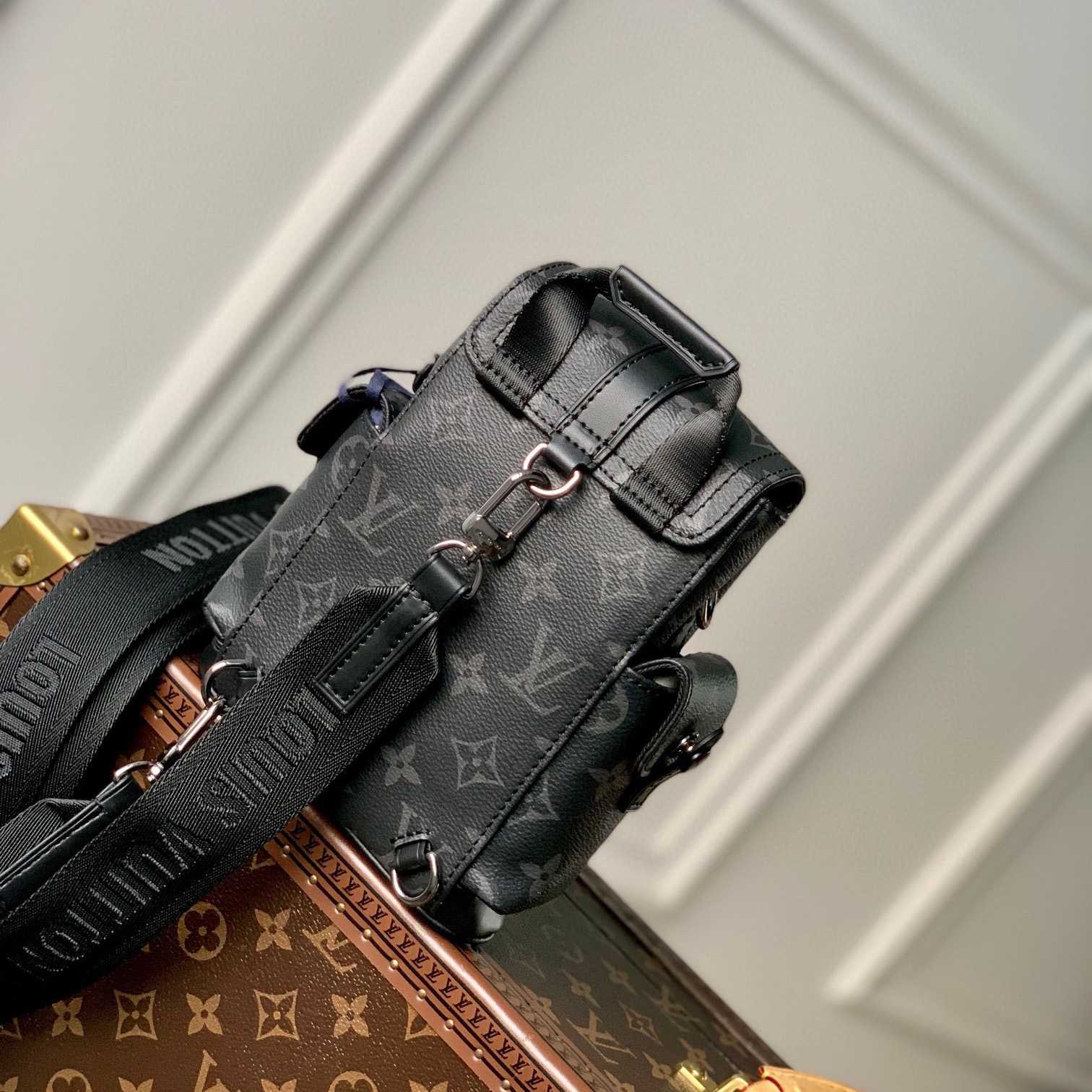 Louis Vuitton Nano Christopher     M82769 - DesignerGu