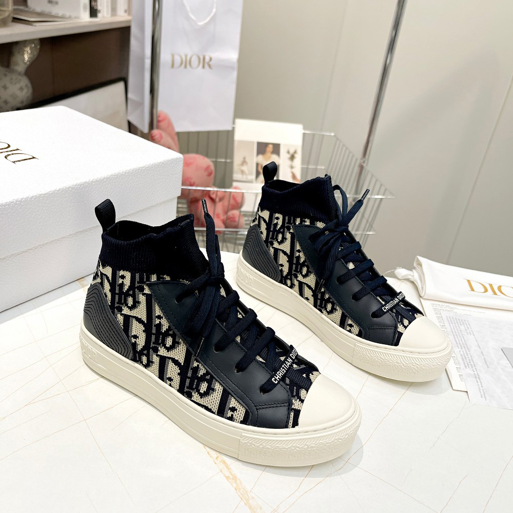 Dior Walk'n'Dior Sneaker - DesignerGu