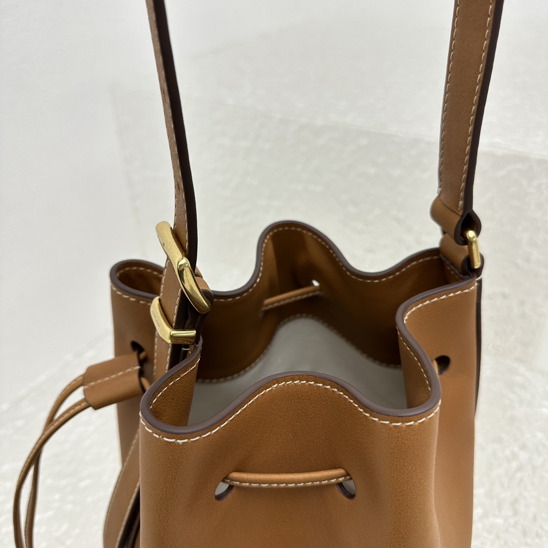 Miu Miu Leather Bucket Bag - DesignerGu