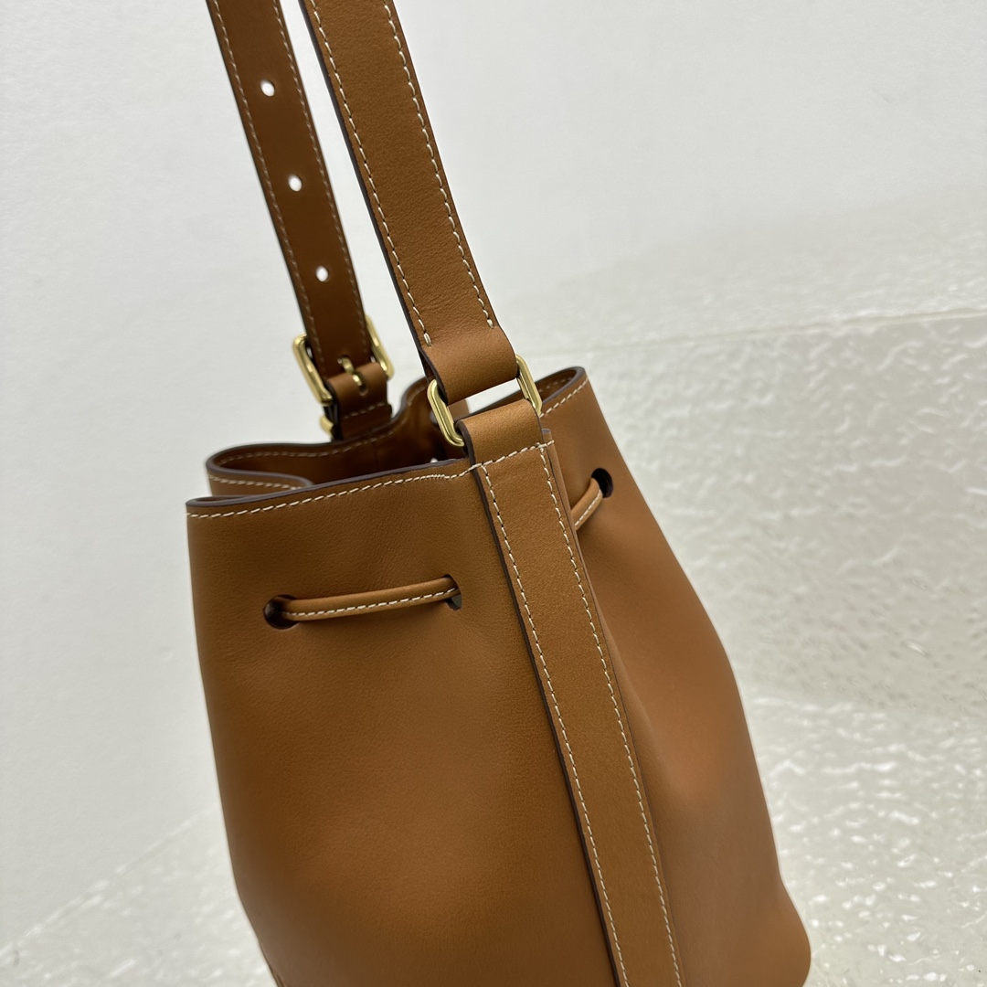 Miu Miu Leather Bucket Bag - DesignerGu