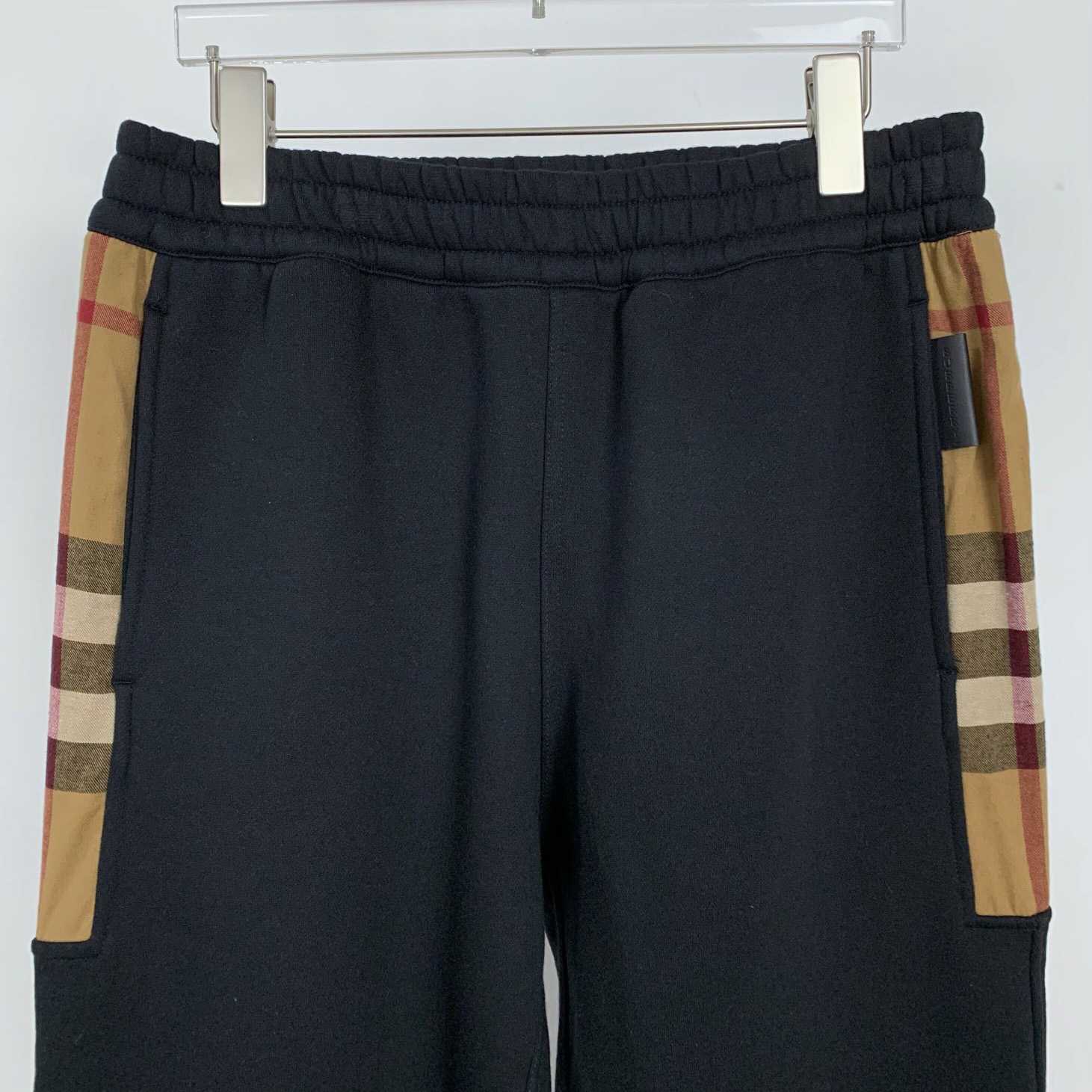 Burberry Check Panel Jogging Trousers In Grey - DesignerGu