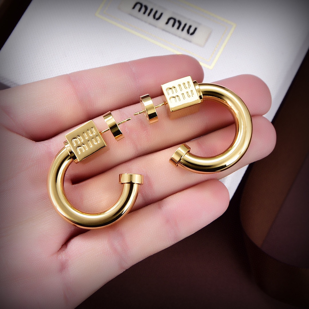 Miu Miu Metal Earrings - DesignerGu