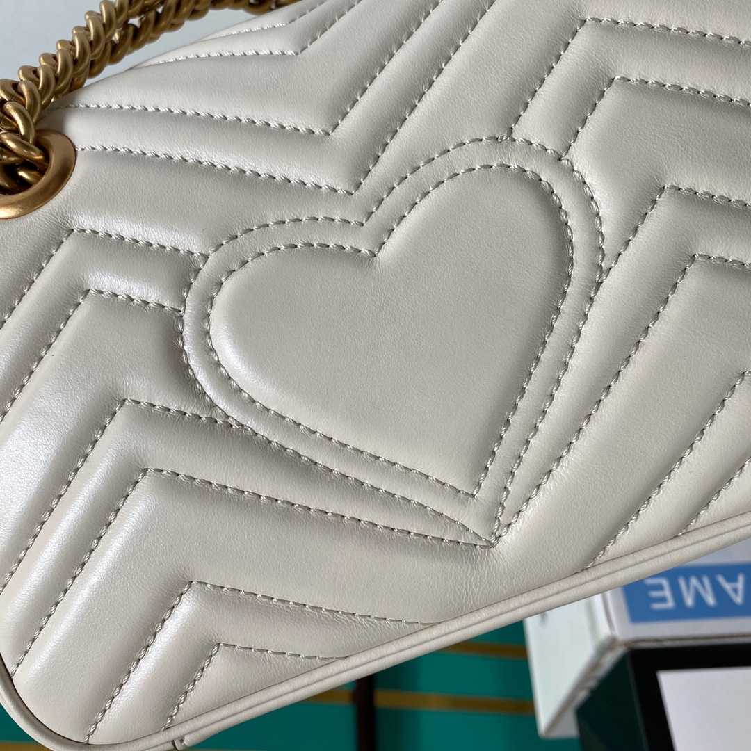 Gucci GG Marmont Matelassé Mini Bag - DesignerGu