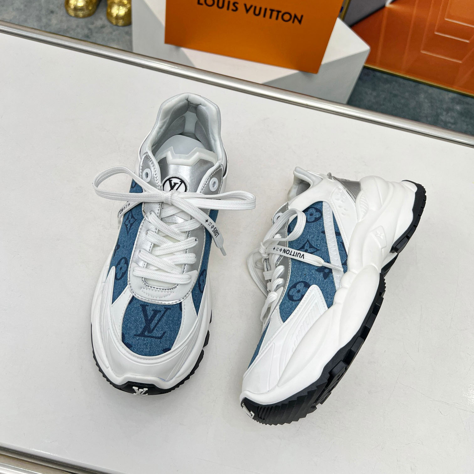 Louis Vuitton Run 55 Sneaker               1ABHQK - DesignerGu