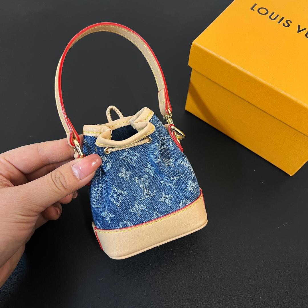 Louis Vuitton Micro Noe Bag Charm   M01700 - DesignerGu