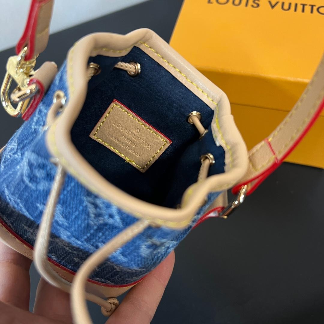 Louis Vuitton Micro Noe Bag Charm   M01700 - DesignerGu