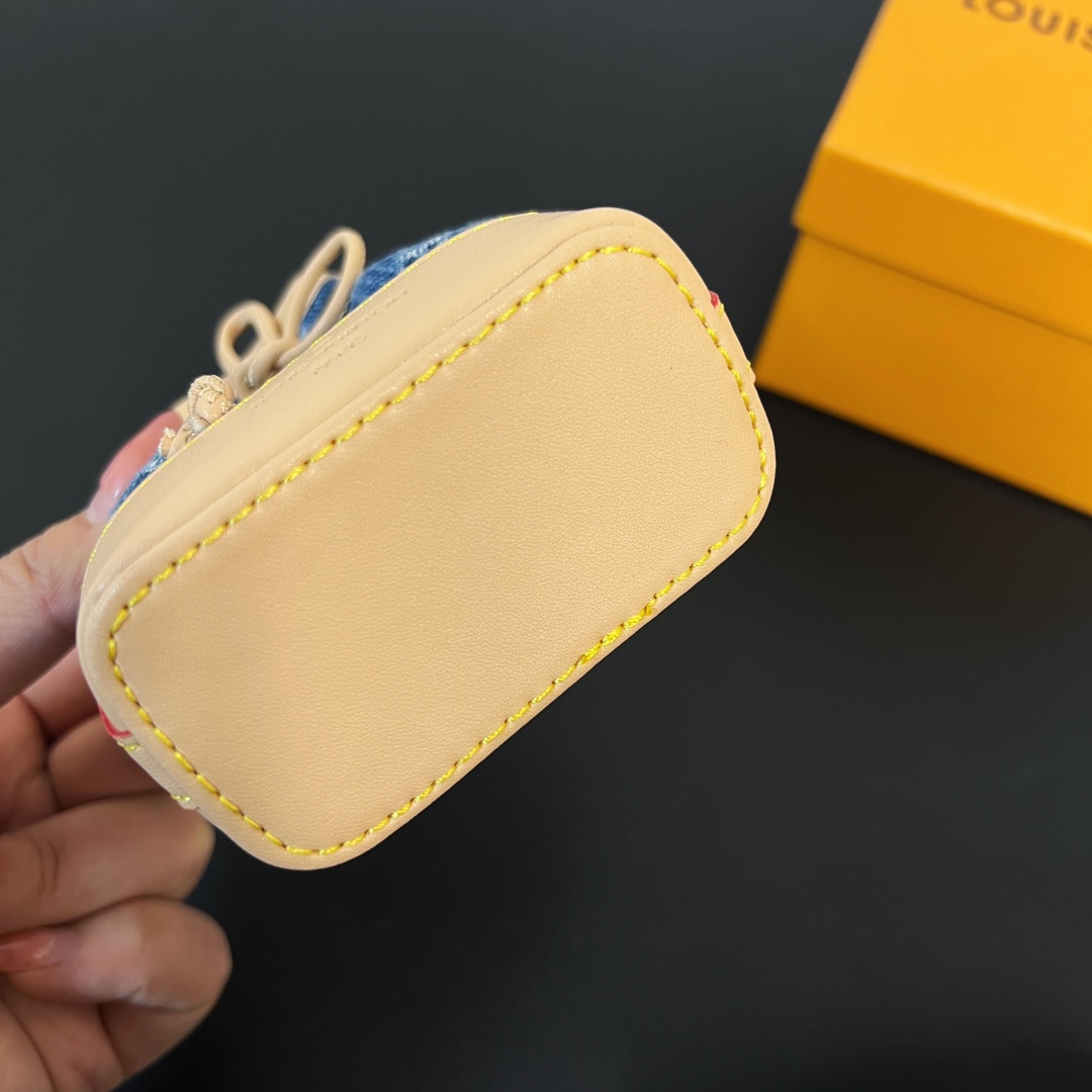 Louis Vuitton Micro Noe Bag Charm   M01700 - DesignerGu