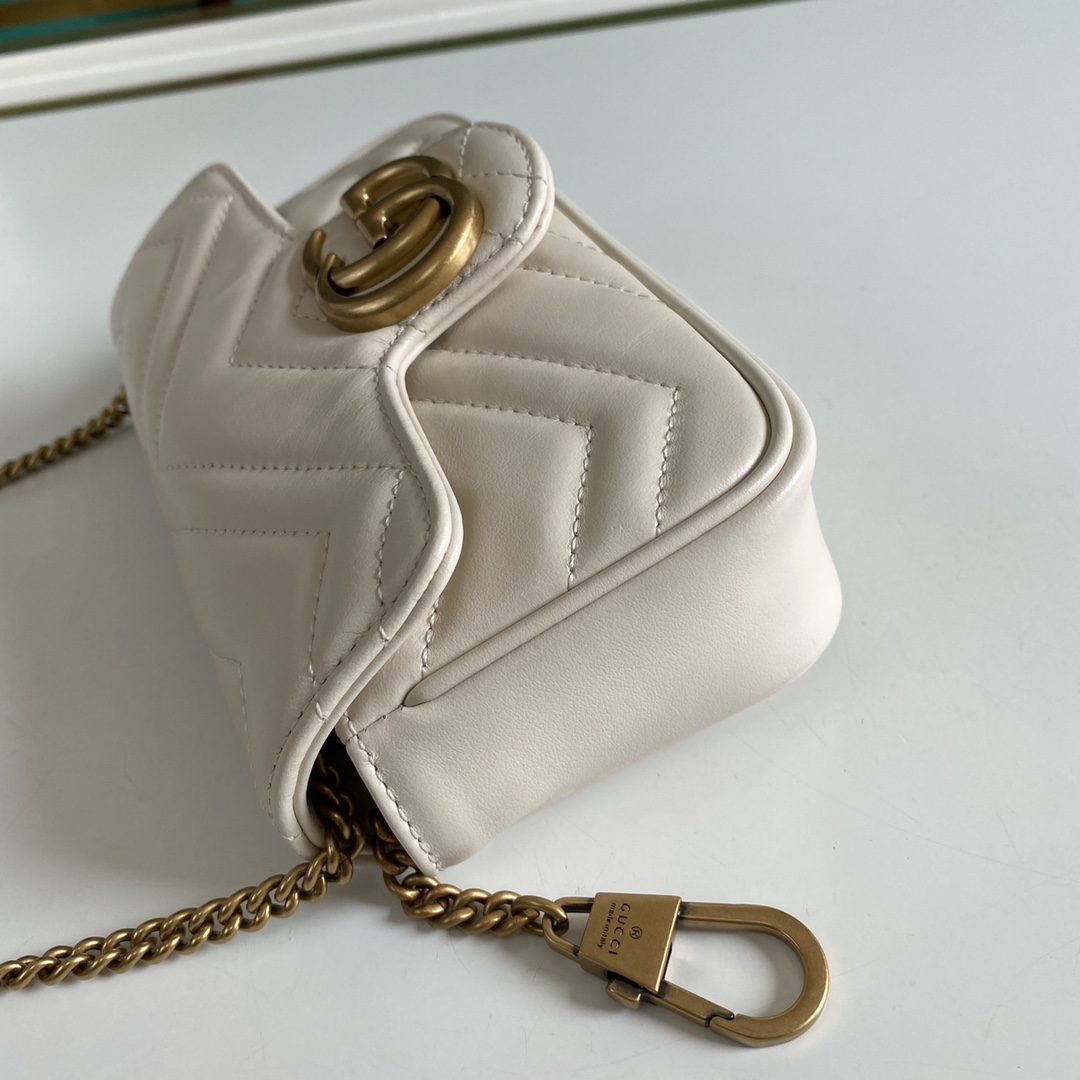 Gucci GG Marmont Super Mini Bag - DesignerGu