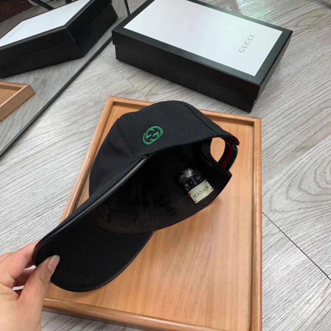 Gucci GG Baseball Cap - DesignerGu