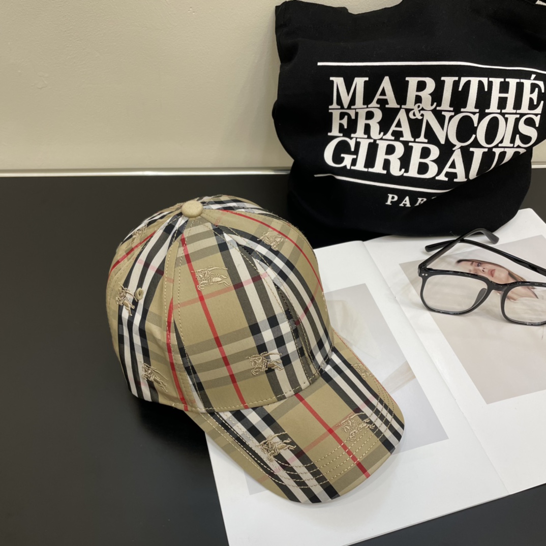 Burberry Baseball Cap - DesignerGu