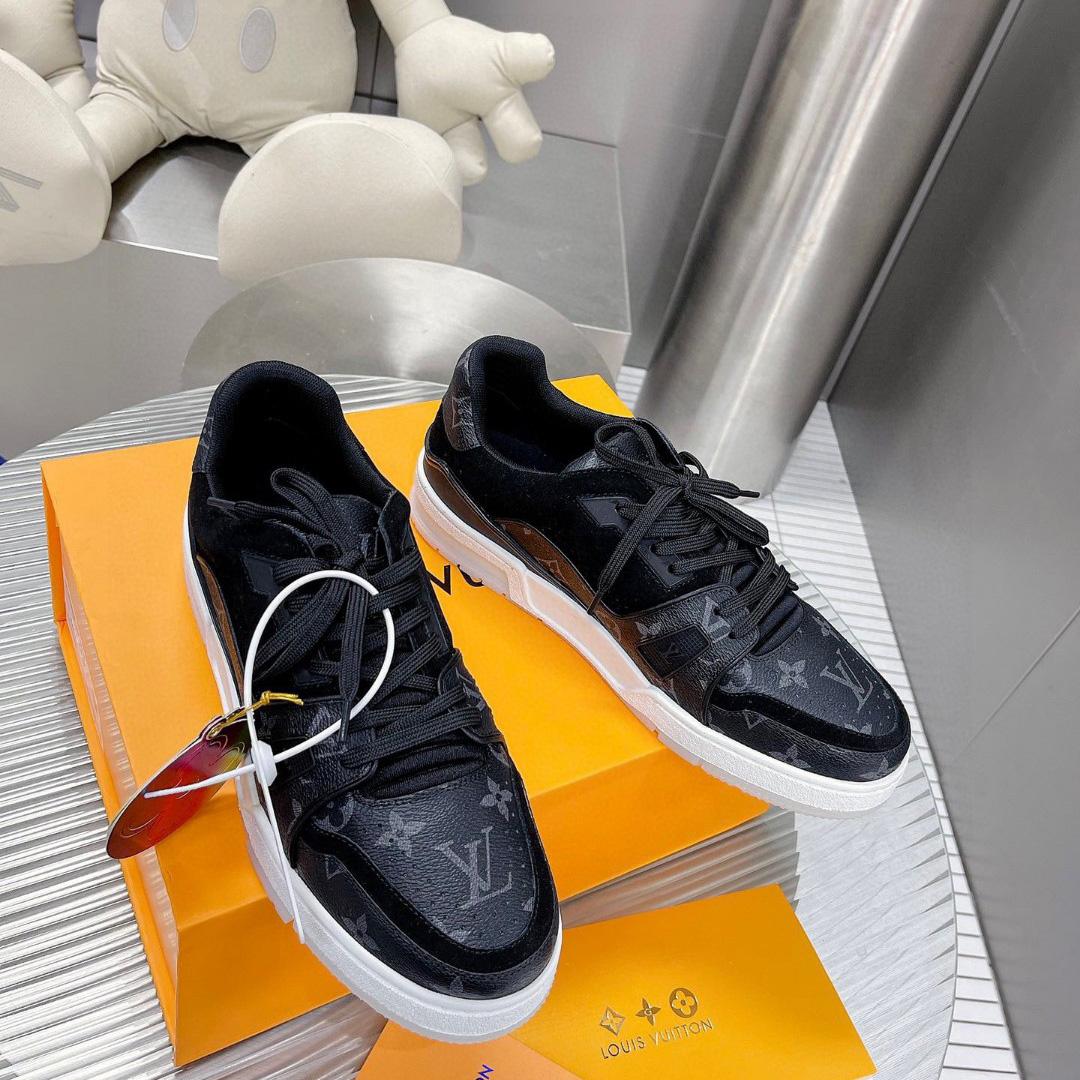 Louis Vuitton Trainer Sneaker(upon uk size) - DesignerGu