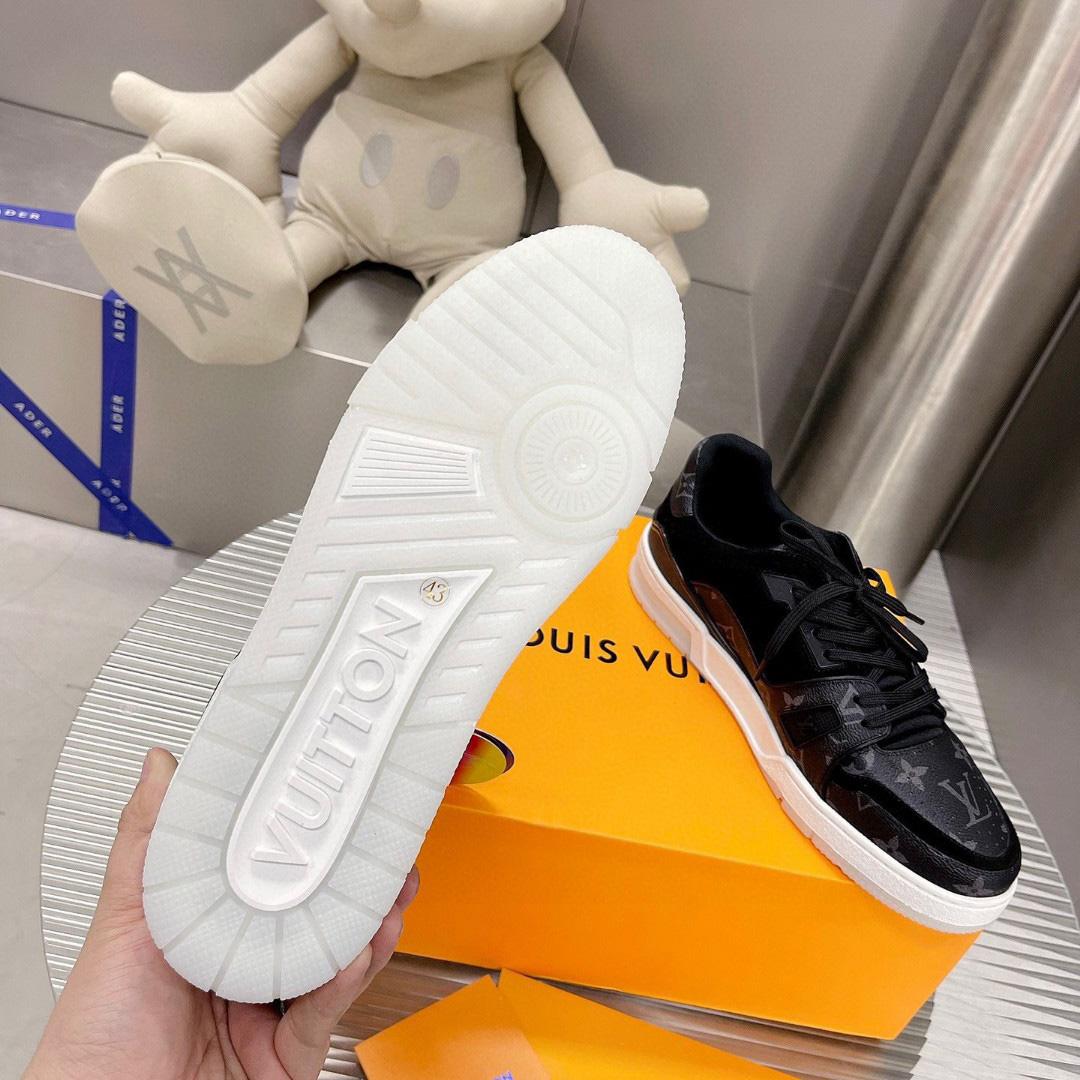 Louis Vuitton Trainer Sneaker(upon uk size) - DesignerGu