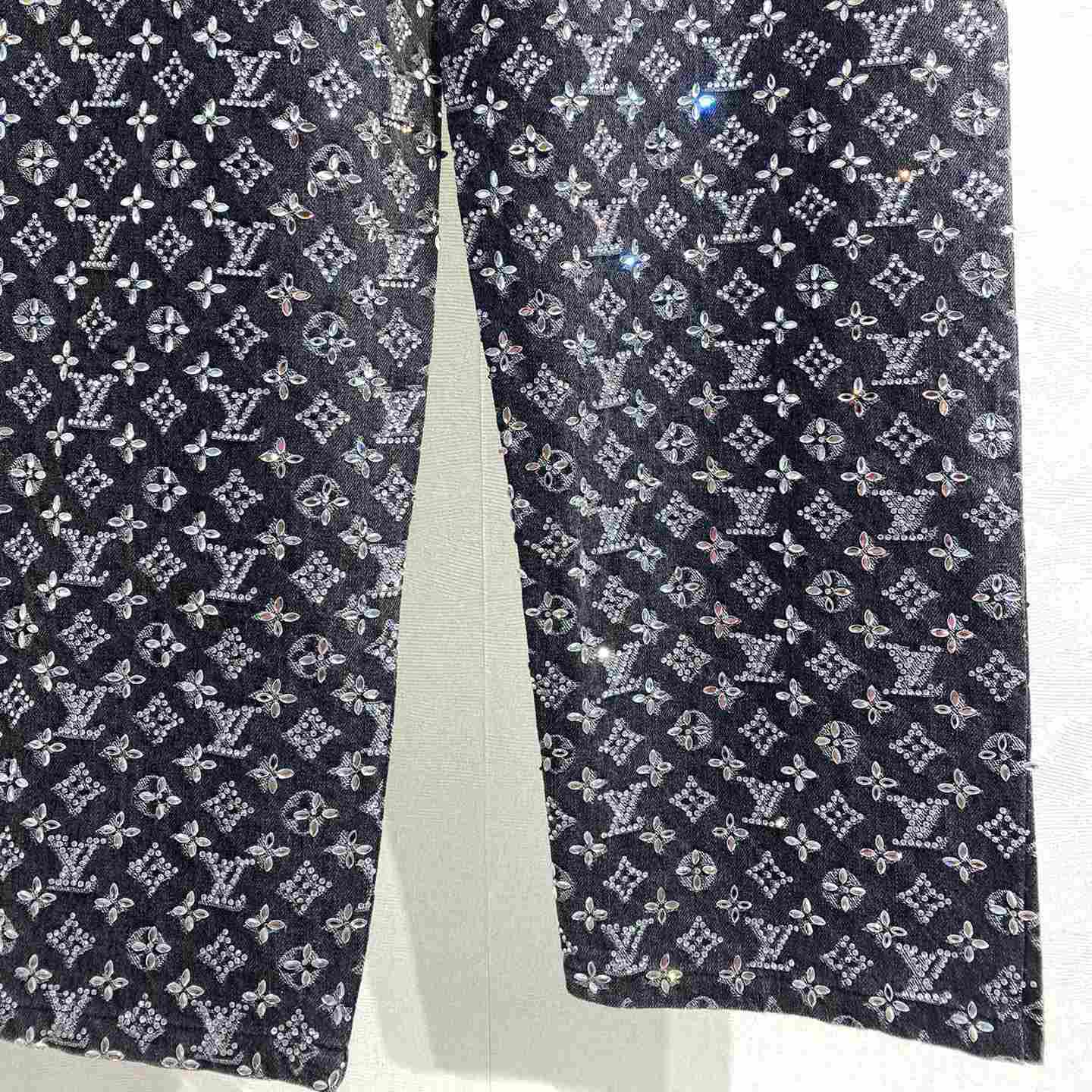 Louis Vuitton Embroidered Monogram Baggy Denim Pants   1ABY8N - DesignerGu