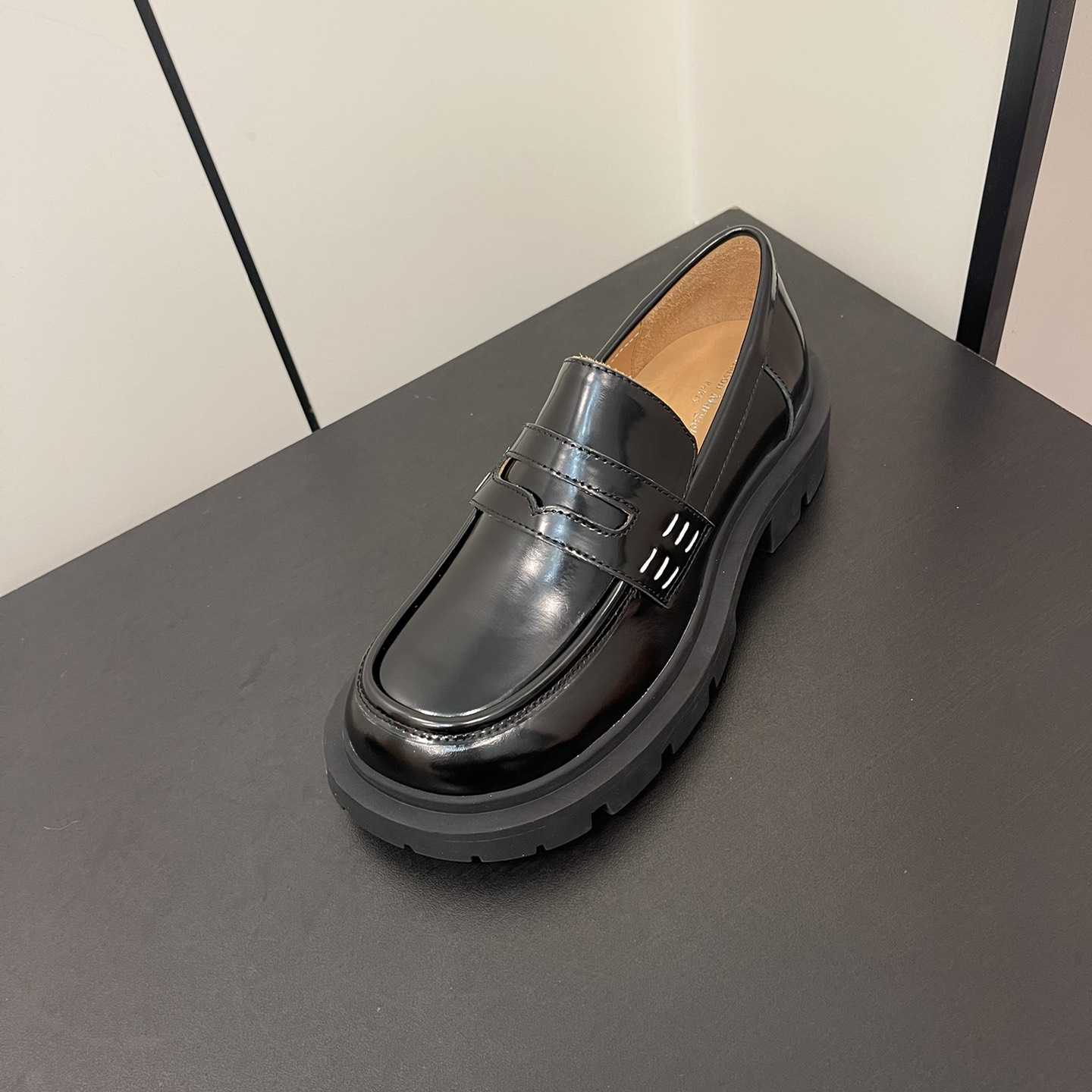 Maison Margiela Chunky Sole Loafers - DesignerGu