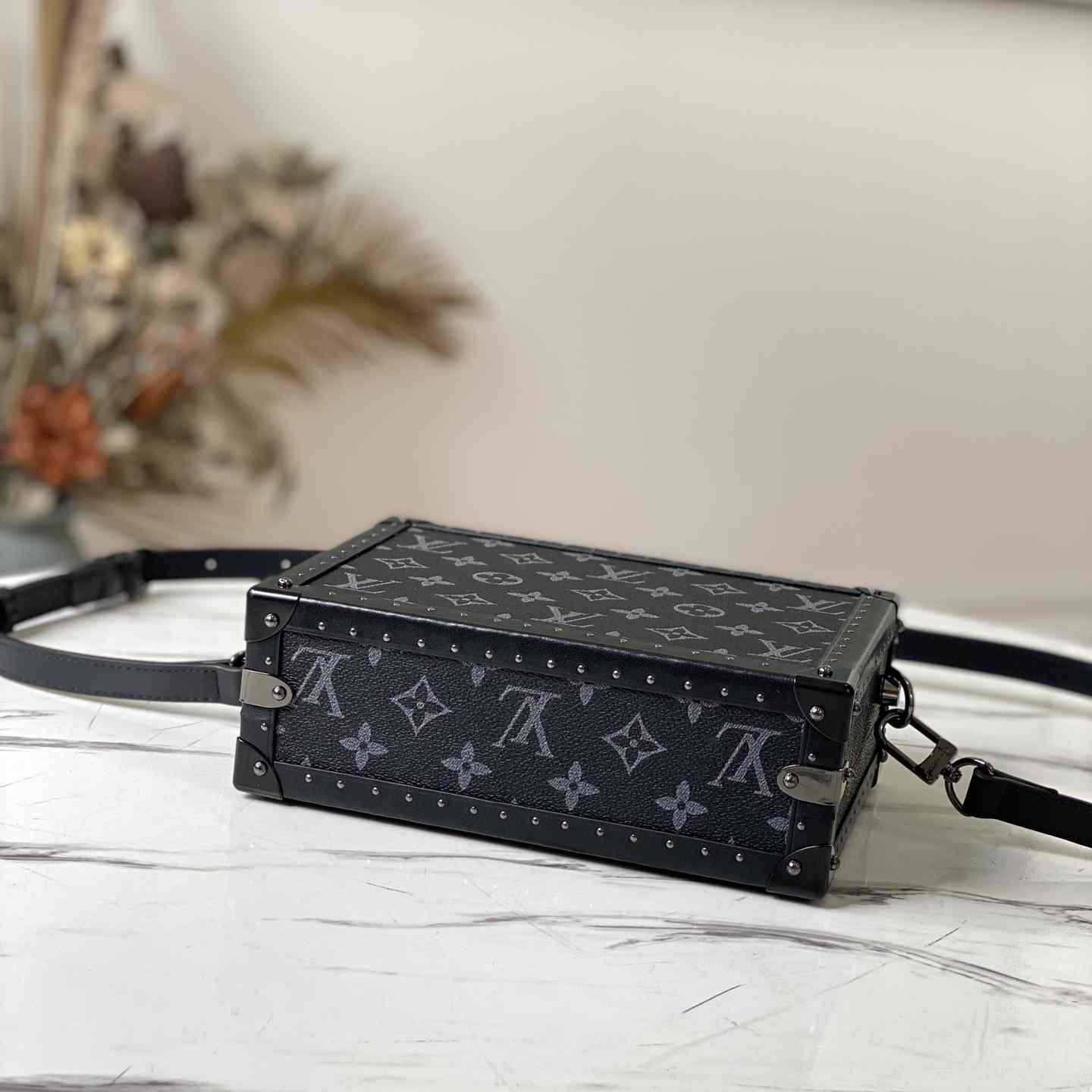 Louis Vuitton Clutch Box   M20251 - DesignerGu