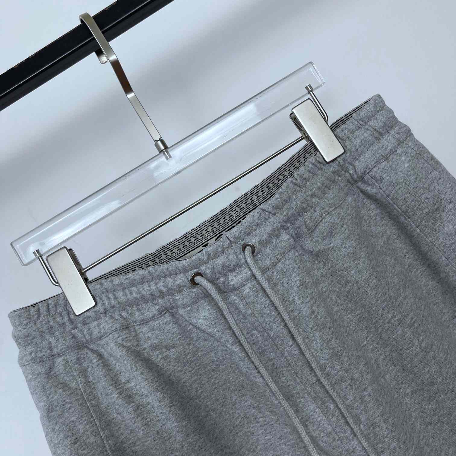 Loewe Sweatpants - DesignerGu