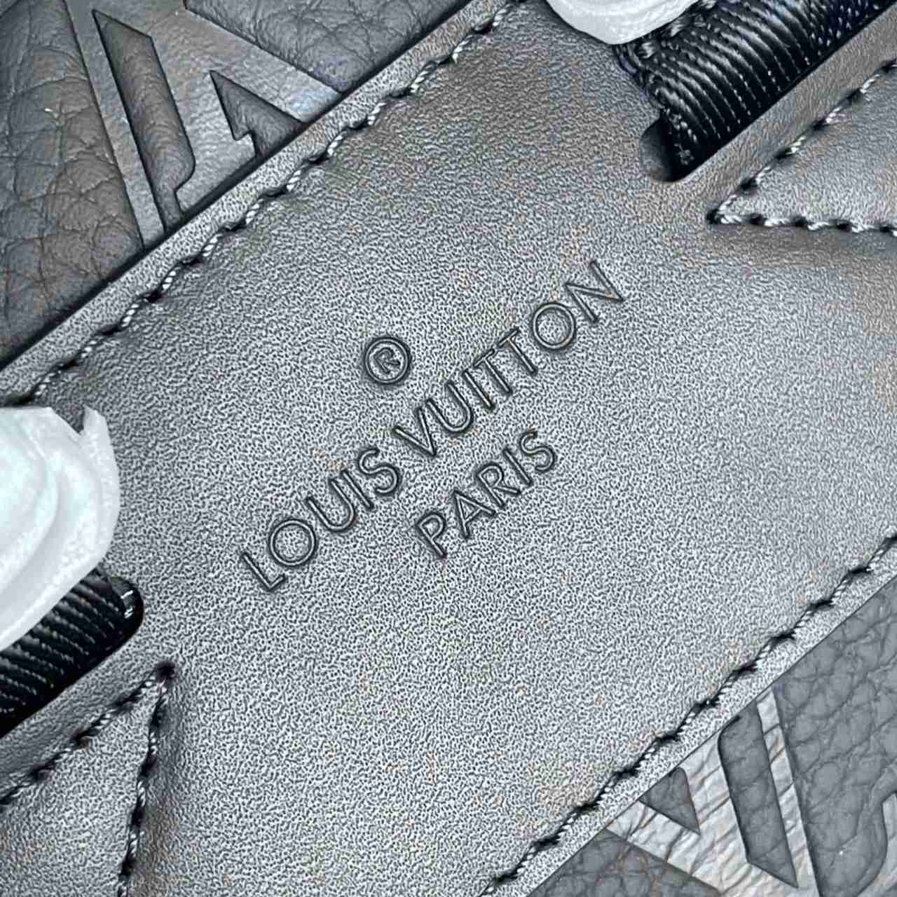 Louis Vuitton Montsouris Backpack    M23127 - DesignerGu