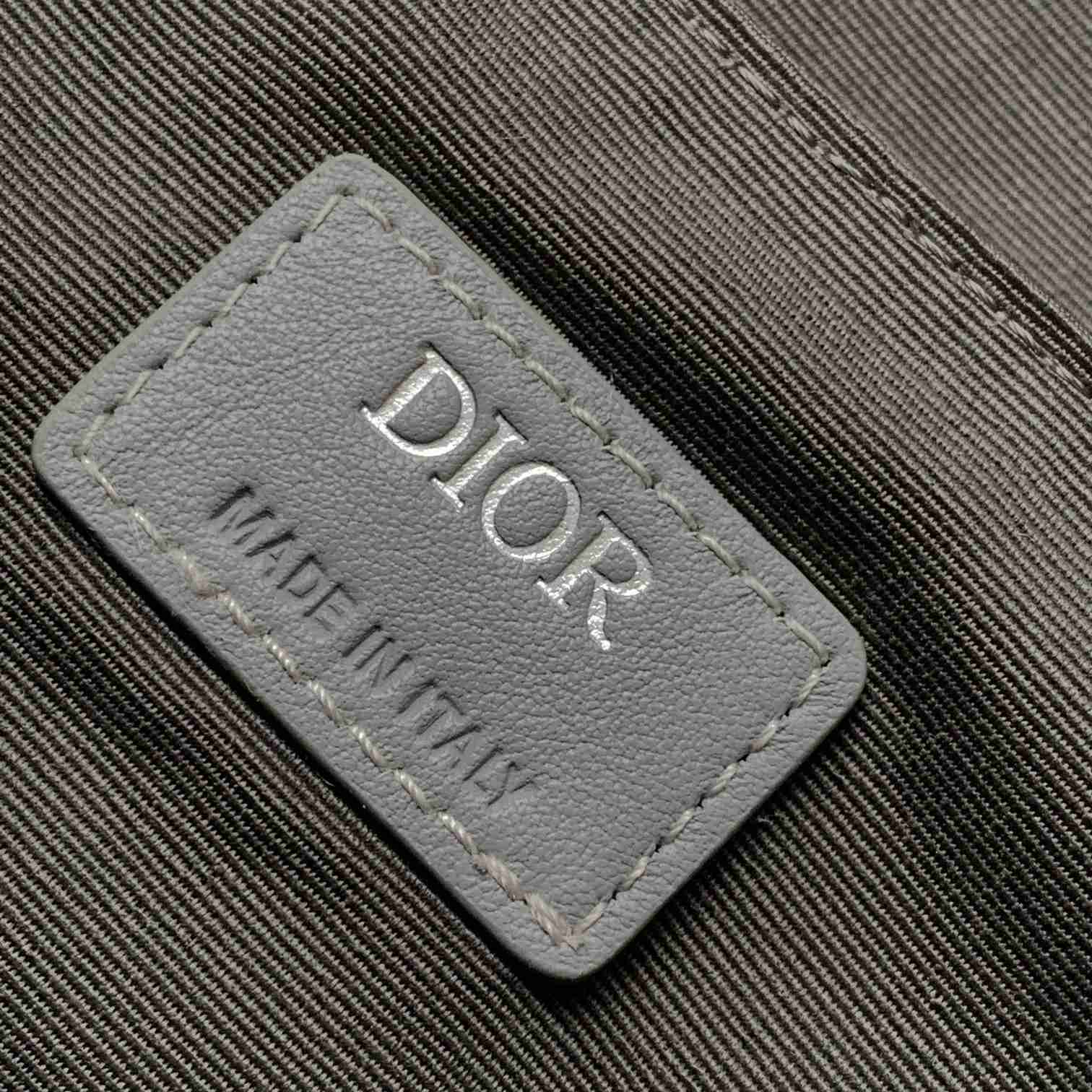 Dior Hit The Road Bag With Strap - DesignerGu