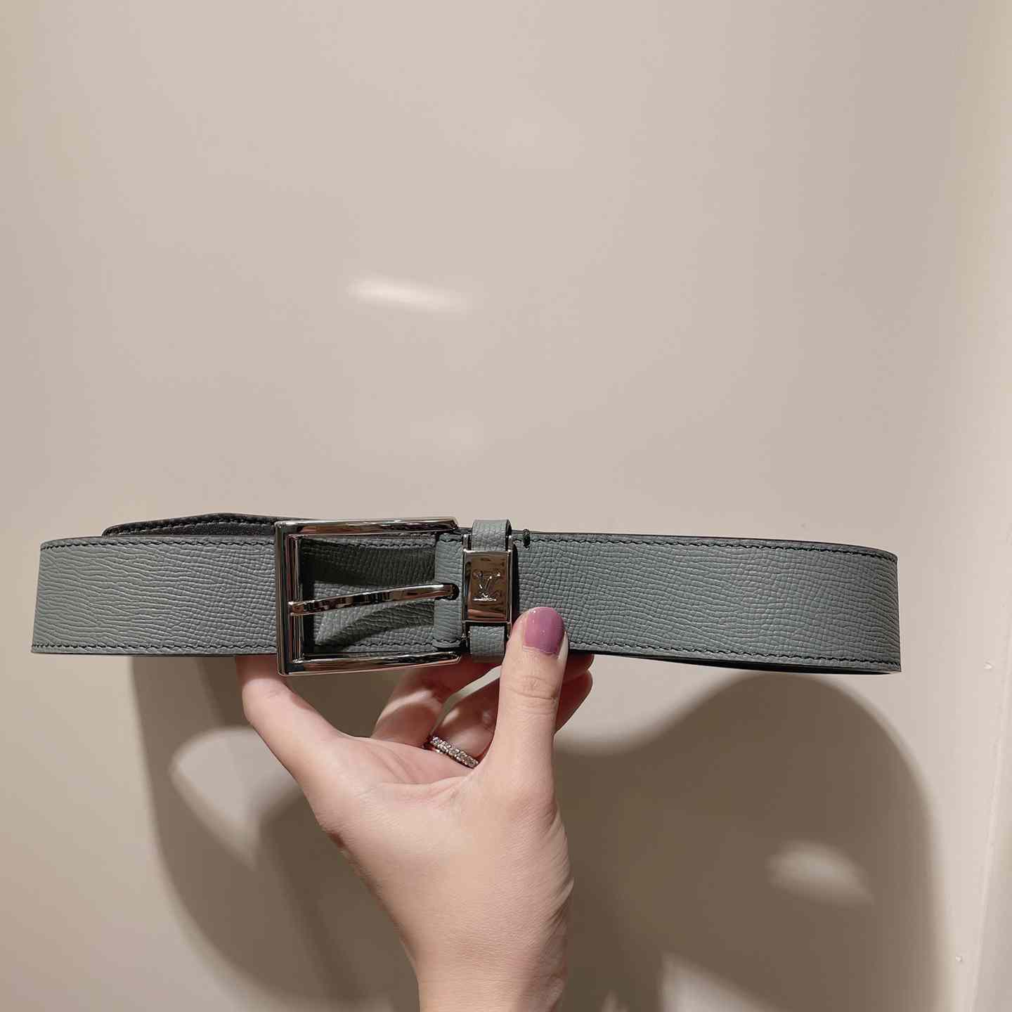 Louis Vuitton LV City Pin 35mm Belt   M0587T - DesignerGu