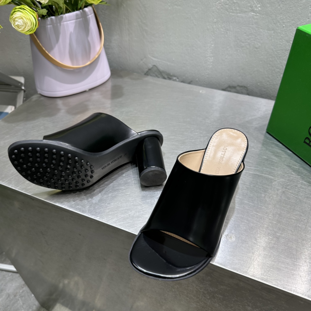 Bottega Veneta Atomic Mule - DesignerGu