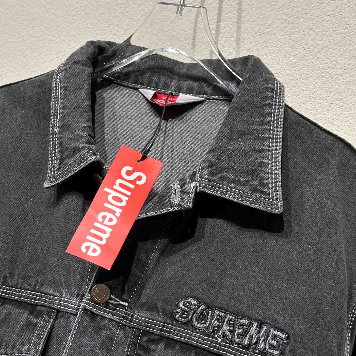 Supreme Studded Denim Trucker Jacket - DesignerGu