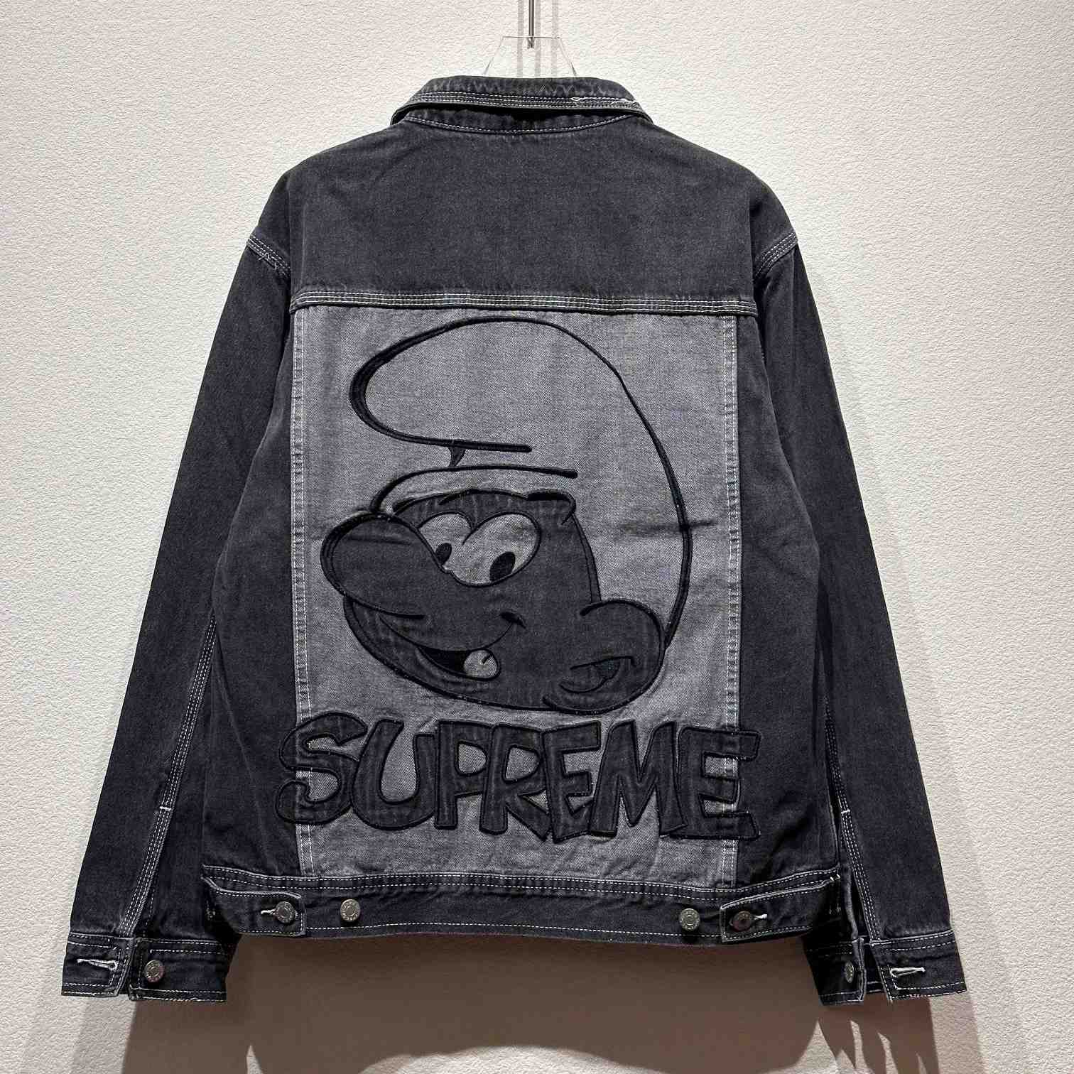 Supreme Studded Denim Trucker Jacket - DesignerGu