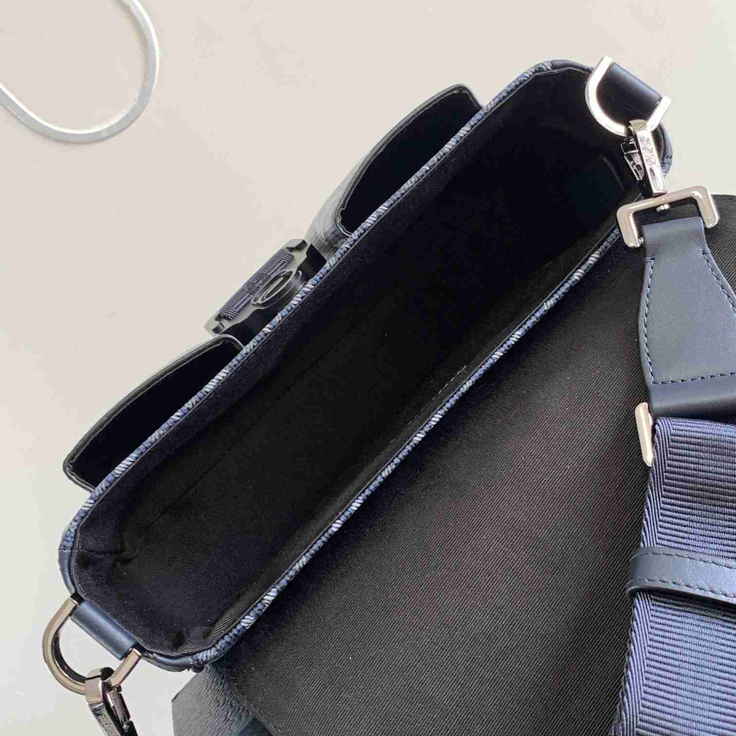 Dior Hit The Road Bag With Strap - DesignerGu