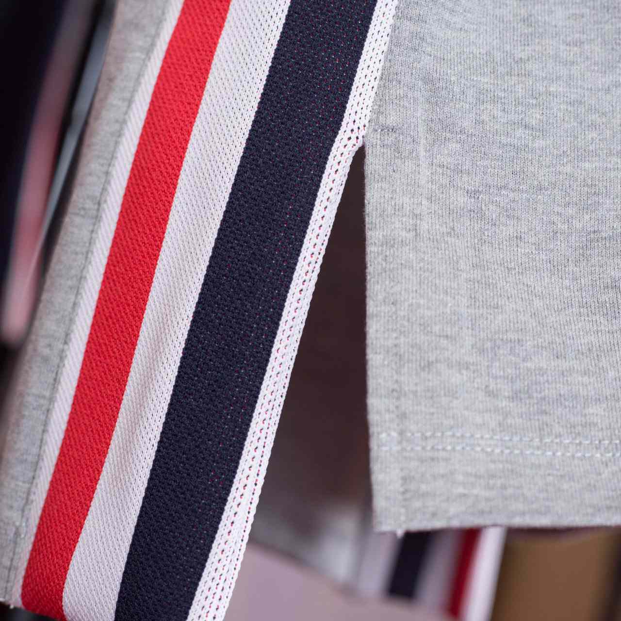 Thom Browne Interlock Rwb Stripe T-shirt   TB1839 - DesignerGu