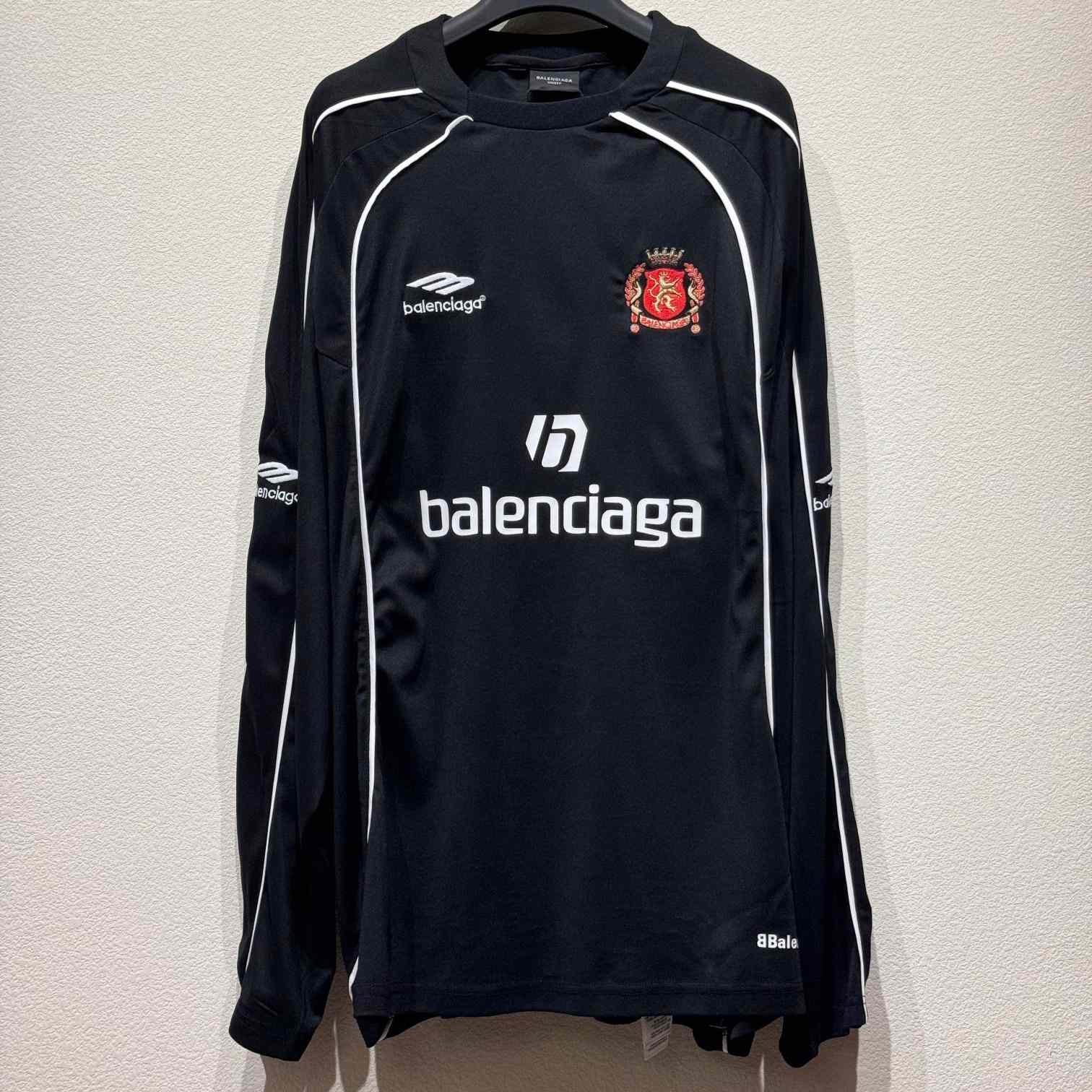 Balenciaga Soccer Long Sleeve T-Shirt Oversized In Black - DesignerGu