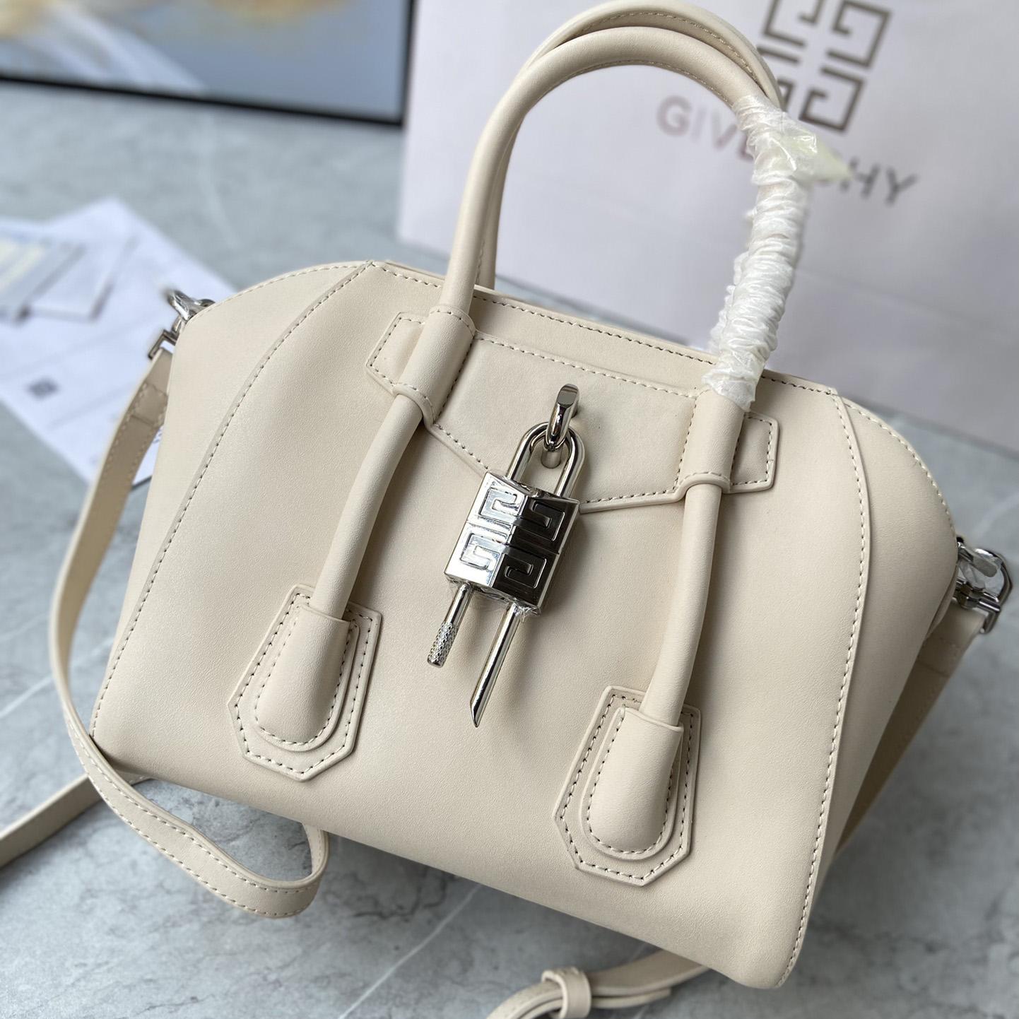 Givenchy Mini Antigona Lock Bag (23*27*13cm) - DesignerGu