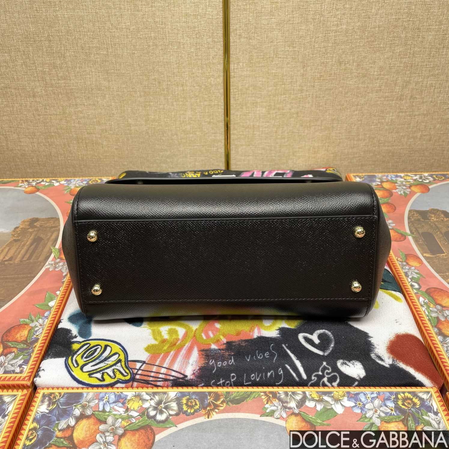 Dolce & Gabbana Sicily Handbag (25*12*20cm) - DesignerGu