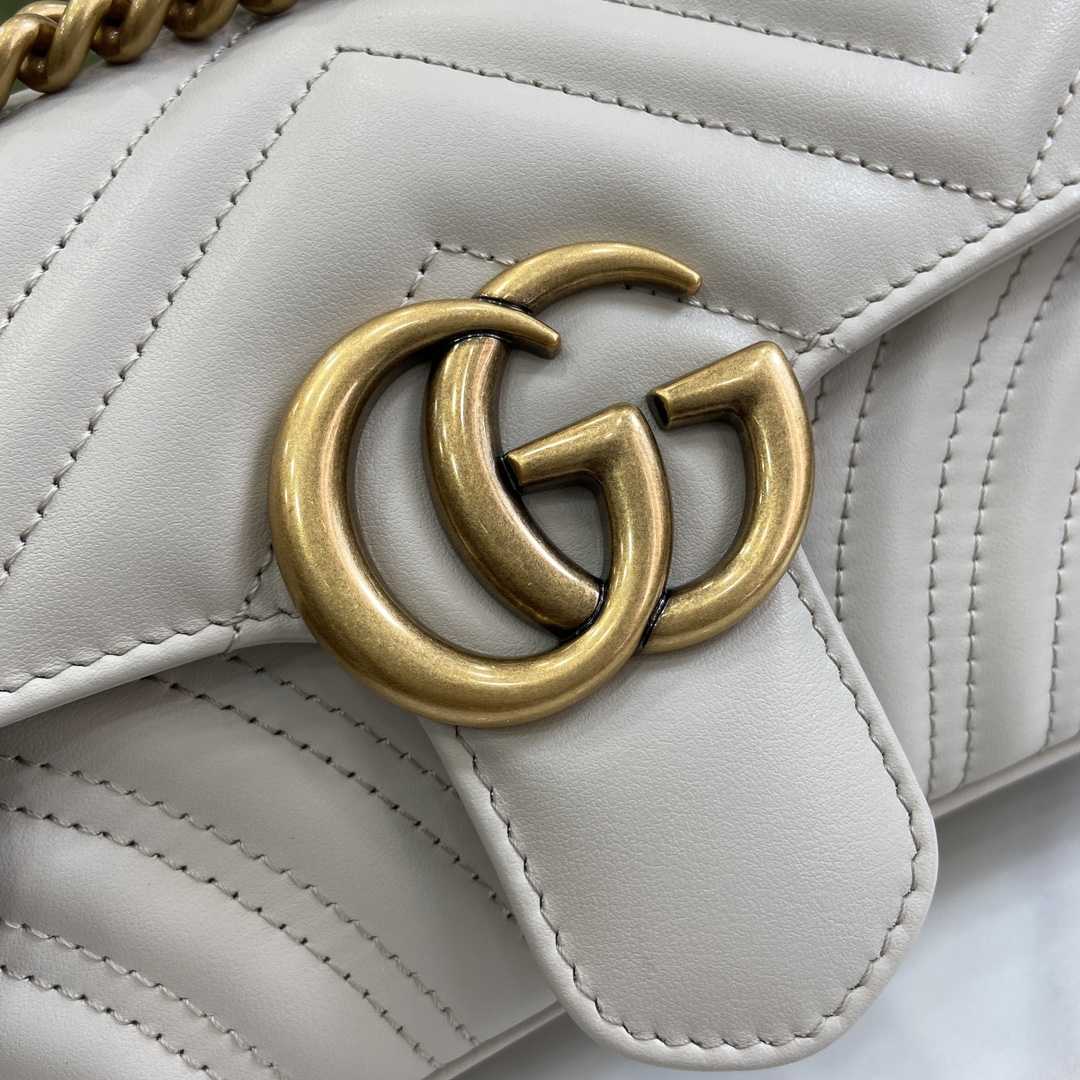 Gucci GG Marmont Matelassé Mini Bag - DesignerGu