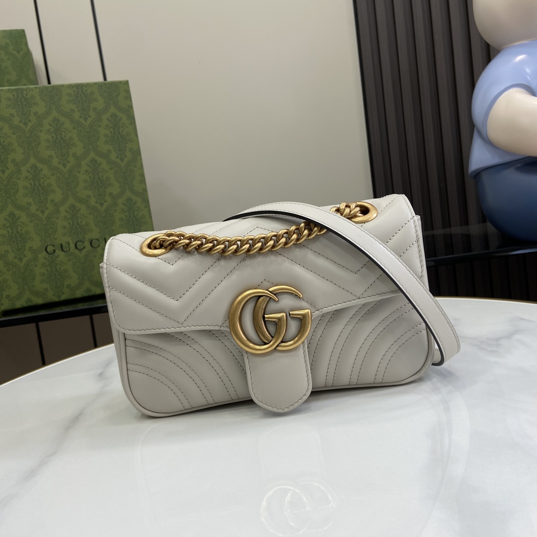 Gucci GG Marmont Matelassé Mini Bag - DesignerGu