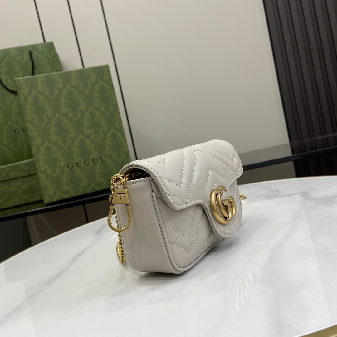 Gucci GG Marmont Super Mini Bag - DesignerGu