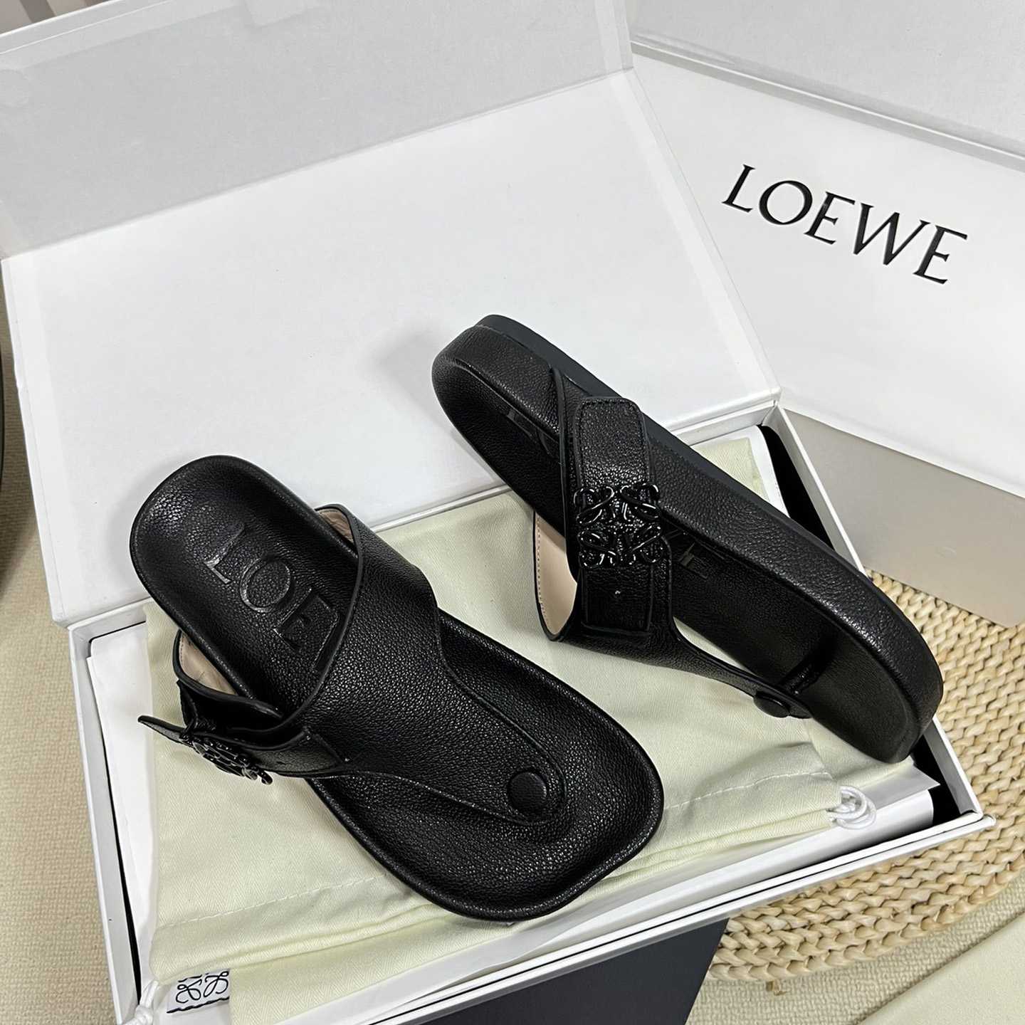 Loewe Anagram Ease Sandal In Kidskin - DesignerGu