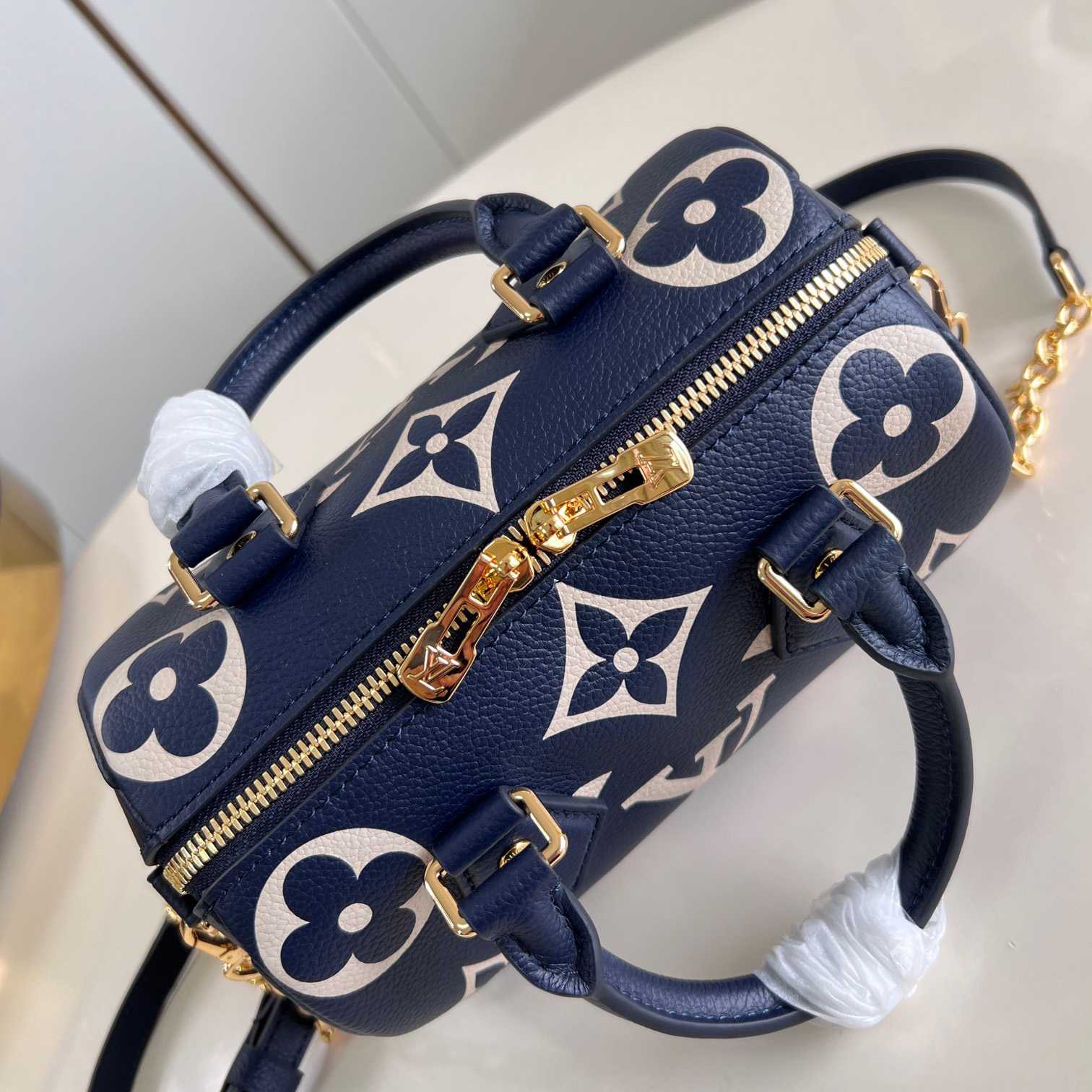 Louis Vuitton Speedy Bandouliere 20    M47048 - DesignerGu