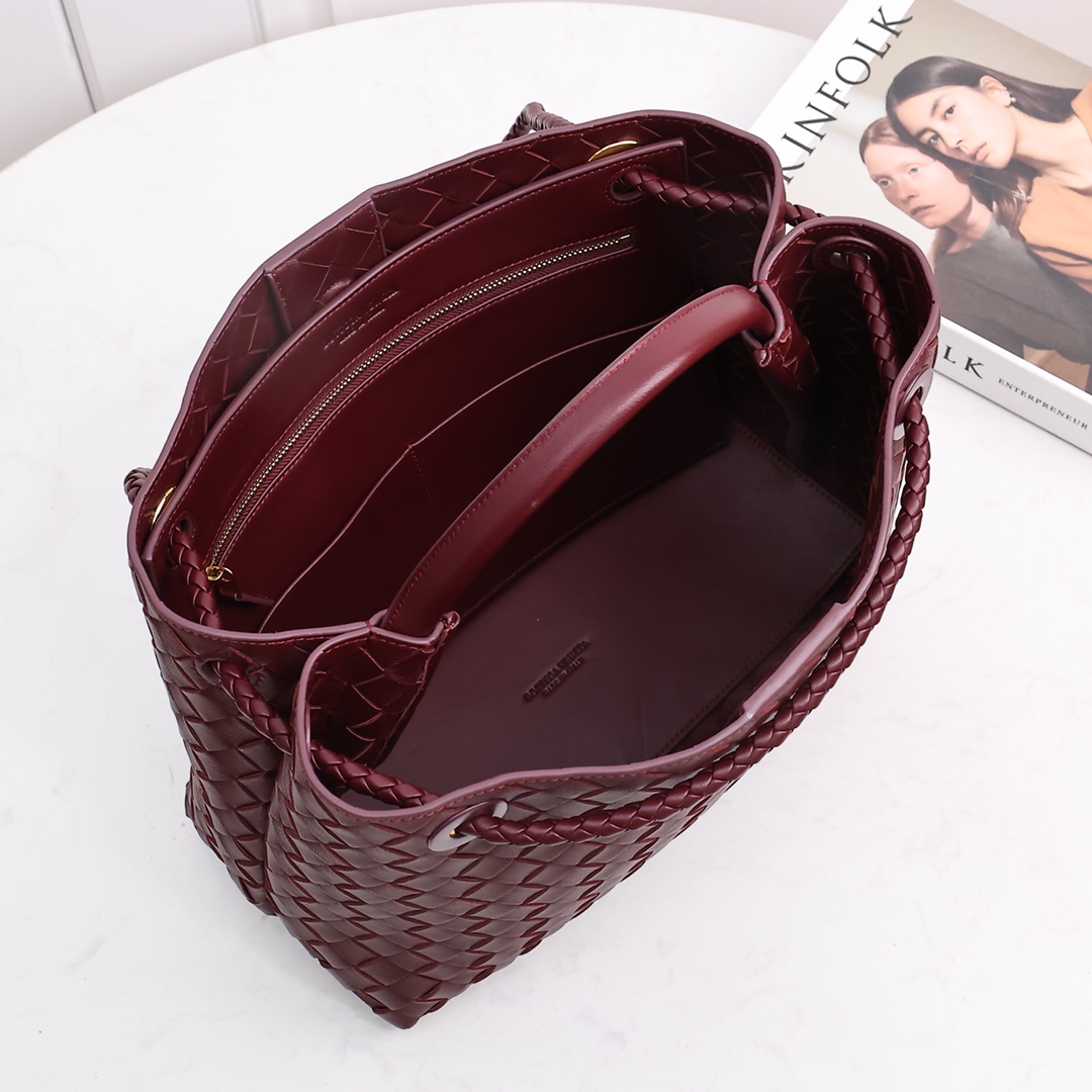 Bottega Veneta Medium Andiamo  32*24*12CM - DesignerGu