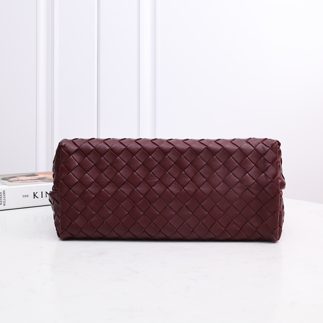 Bottega Veneta Medium Andiamo  32*24*12CM - DesignerGu