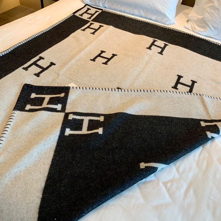 Hermes Blanket   163*137cm - DesignerGu