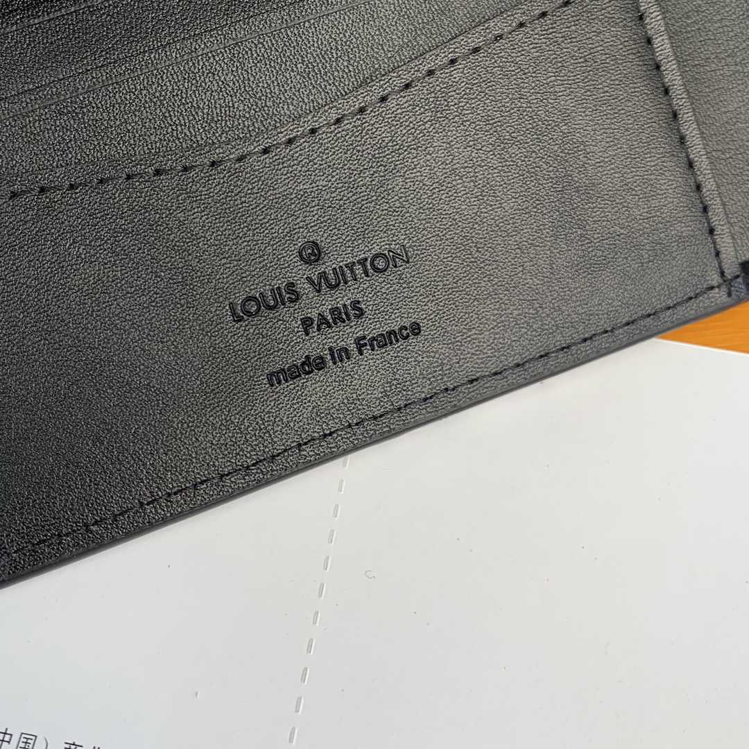 Louis Vuitton Monogram Wallet  M69037 - DesignerGu