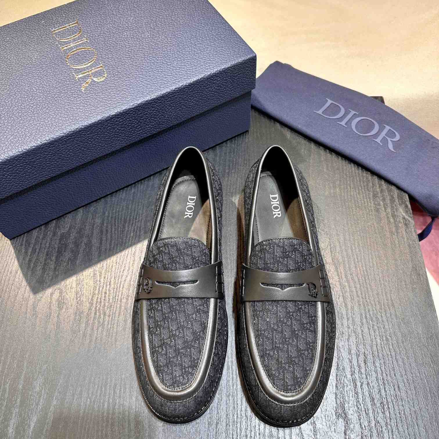 Dior Oblique Loafer - DesignerGu